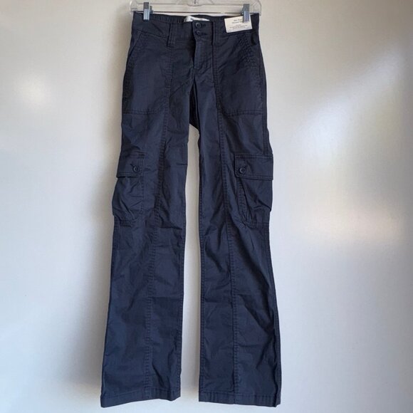 Hollister Pants - NWT HOLLISTER Mid Rise Relaxed Boot Cargo Pants Size 00 Blue